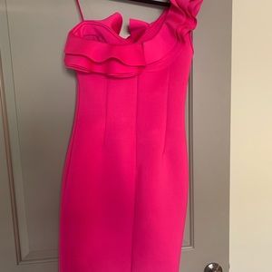 Hot pink dress‼️